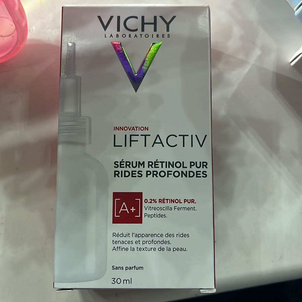 Brand new Vichy Lift Activ